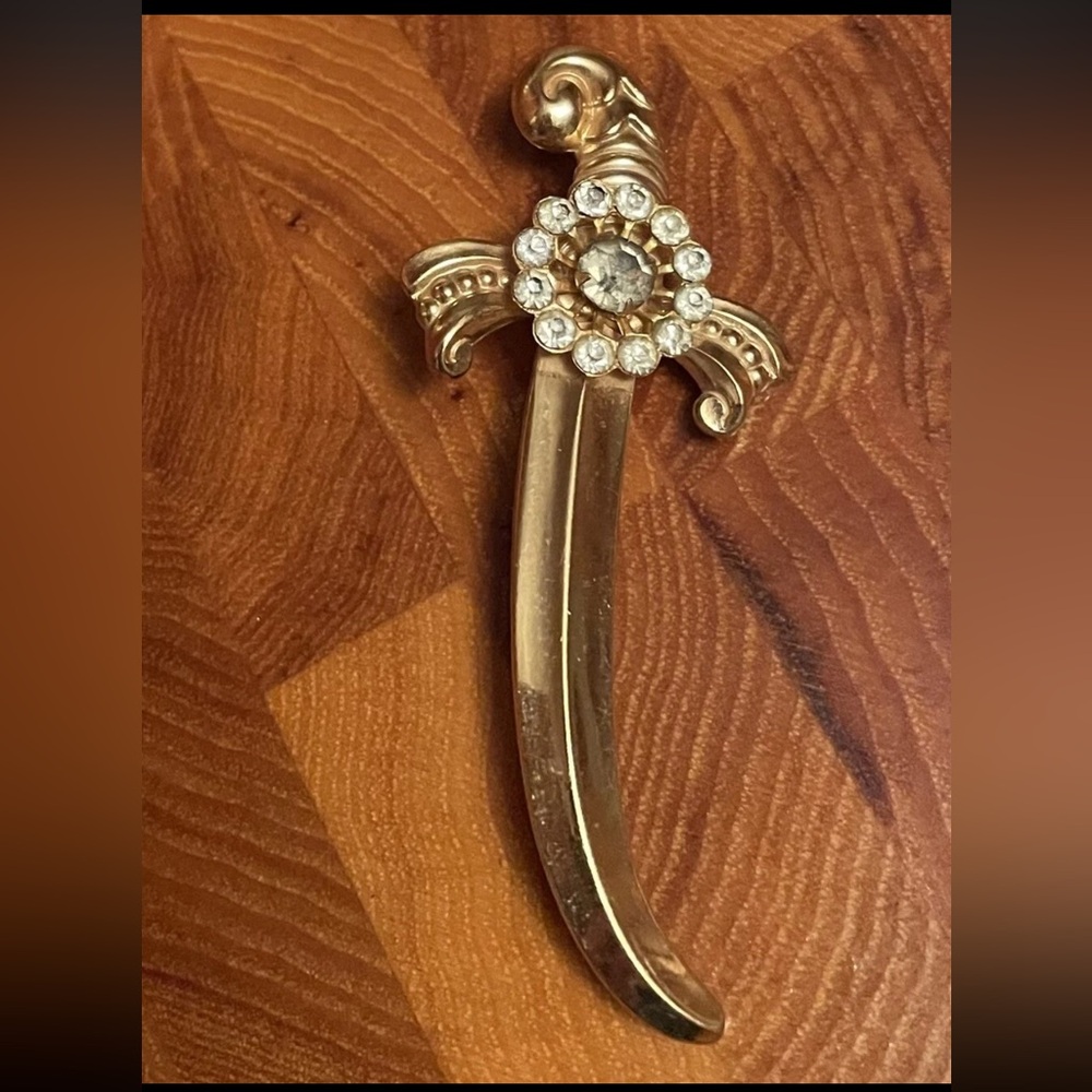 Vintage Coro Signed Gold Plate And Rhinestones Sword Figural Pin Brooch